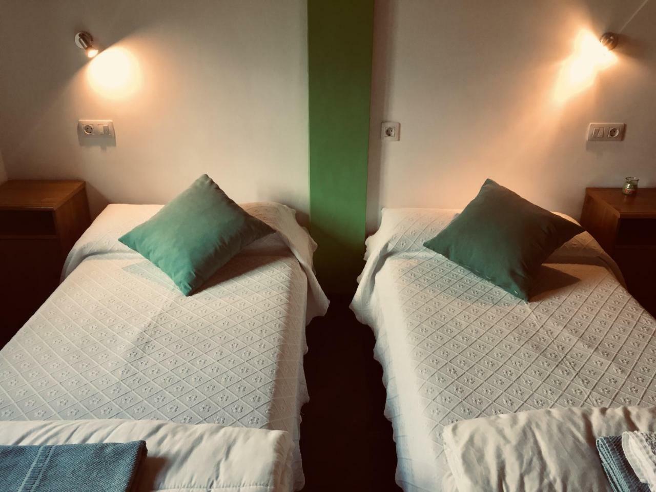 Albergue Paloma Y Lena Саррия Экстерьер фото